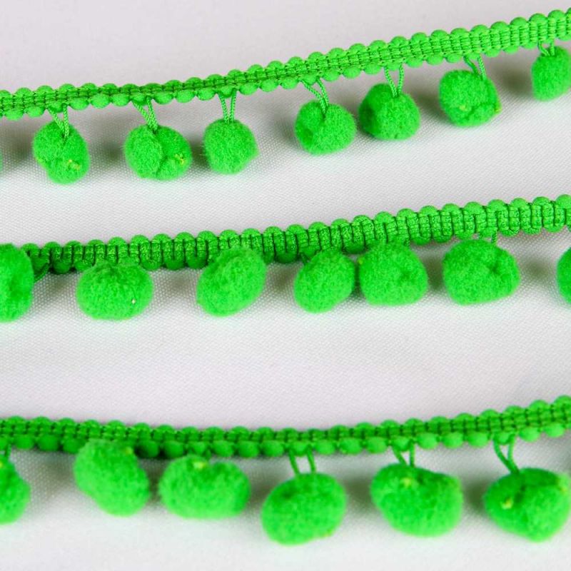 Pompom braids - 2.5 cm / €10.00