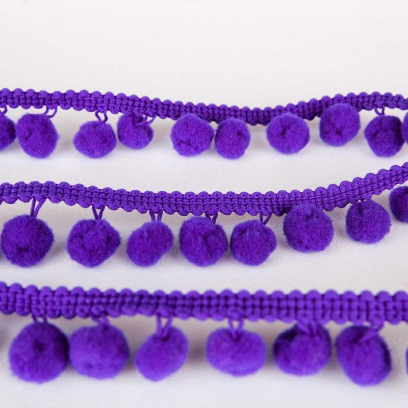Pompom braids - 2.5 cm / €10.00