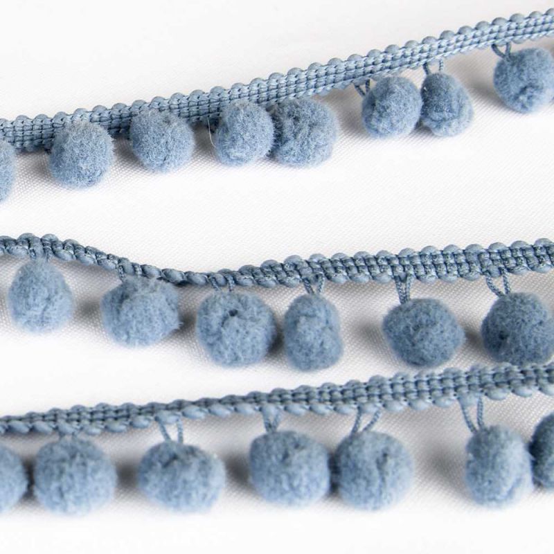 Pompom braids - 2.5 cm / €10.00