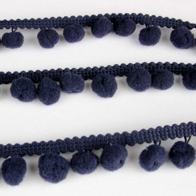 Pompom braids - 2.5 cm / €10.00