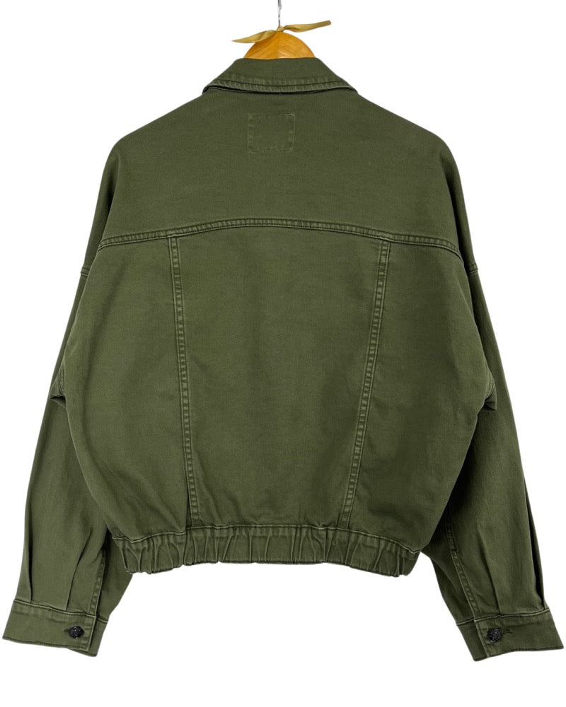 La chaqueta caqui